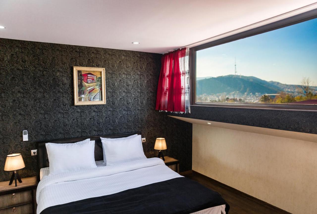 George Hotel Tbilisi Buitenkant foto